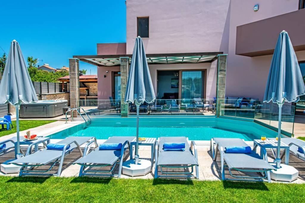 Villa Anthi, A Modern Villa With Salted Water Pool,Hot Tub & Bbq! Rethymno  Екстер'єр фото