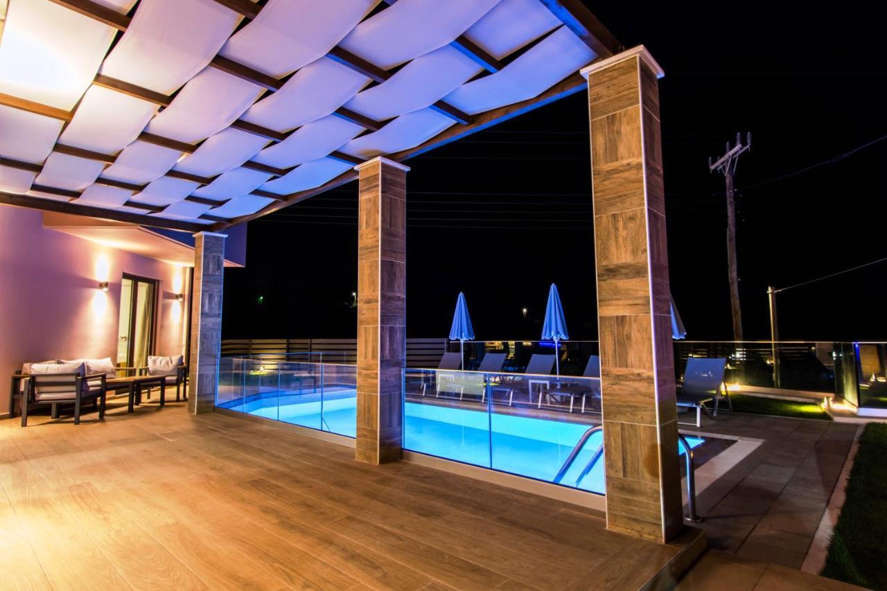 Villa Anthi, A Modern Villa With Salted Water Pool,Hot Tub & Bbq! Rethymno  Екстер'єр фото